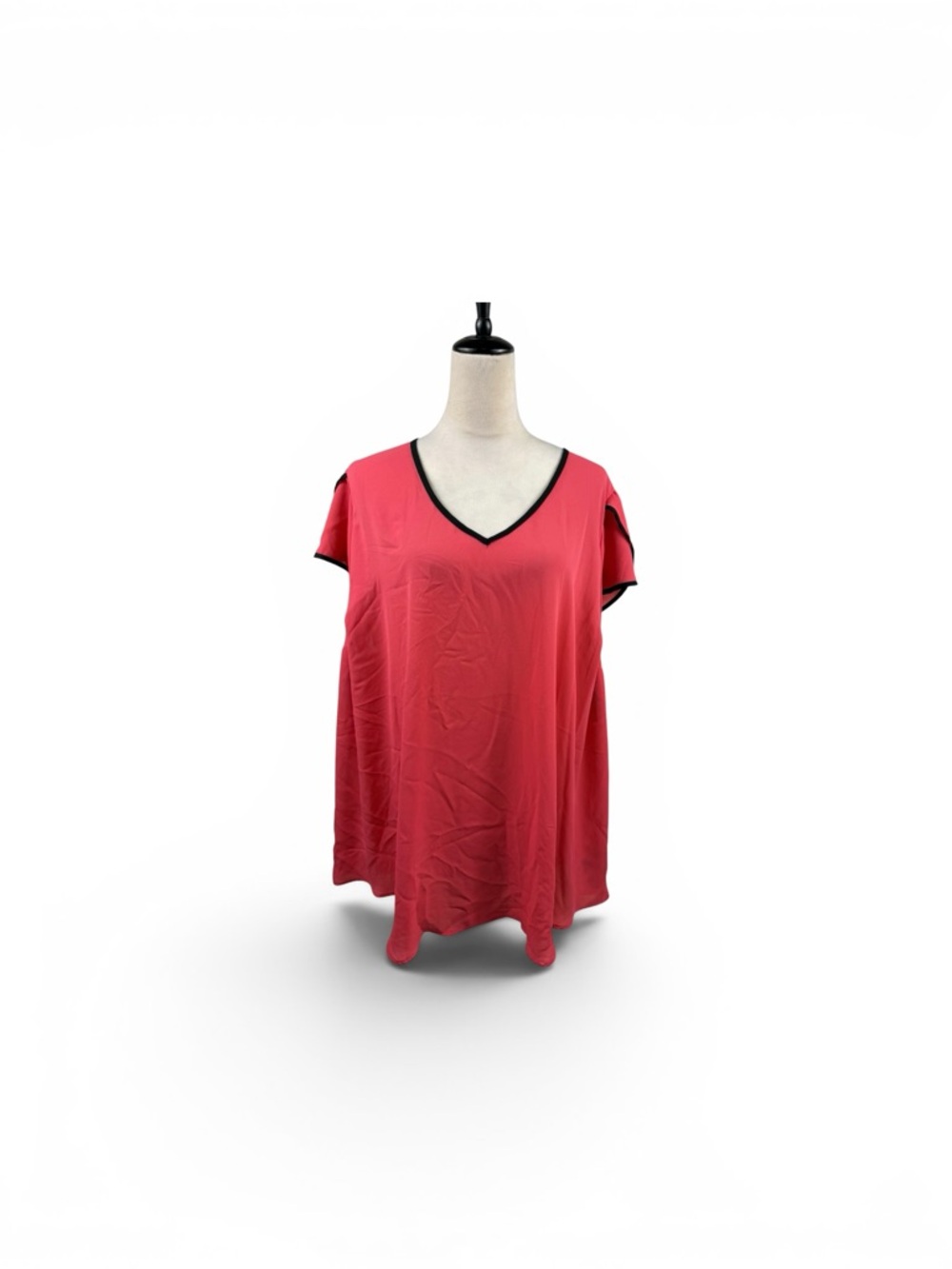 torrid Georgette Coral V-Neck Top with tulip sleeves size 4-4X/26